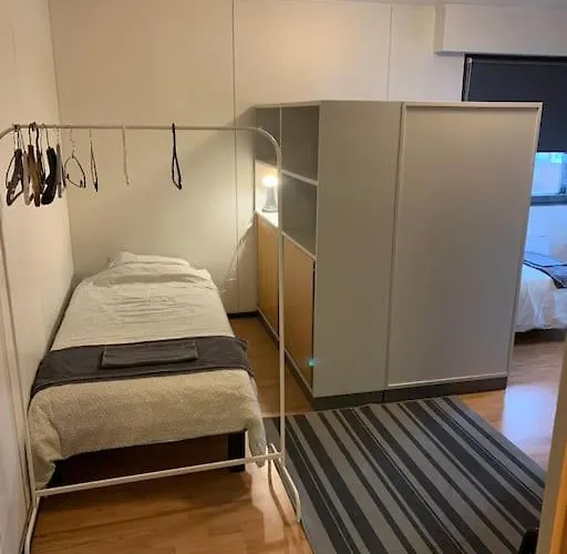 Late, Duplex House For 7 Near Meyer Gate דירה