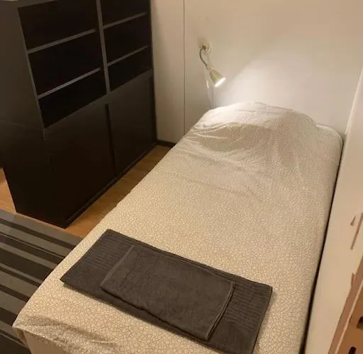 Late, Duplex House For 7 Near Meyer Gate