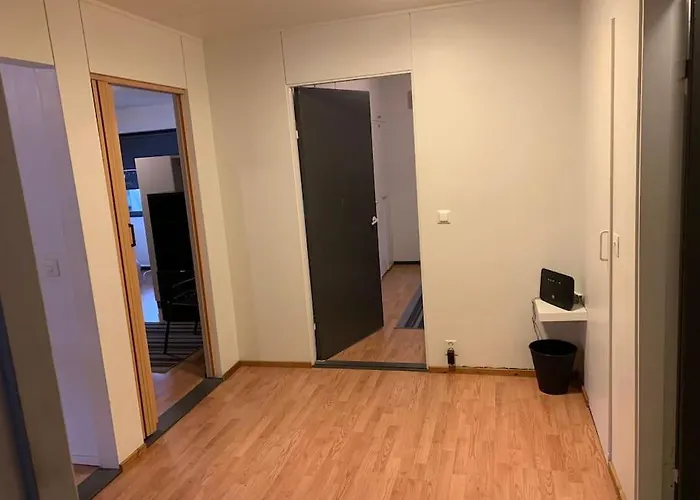 Late, Duplex House For 7 Near Meyer Gate