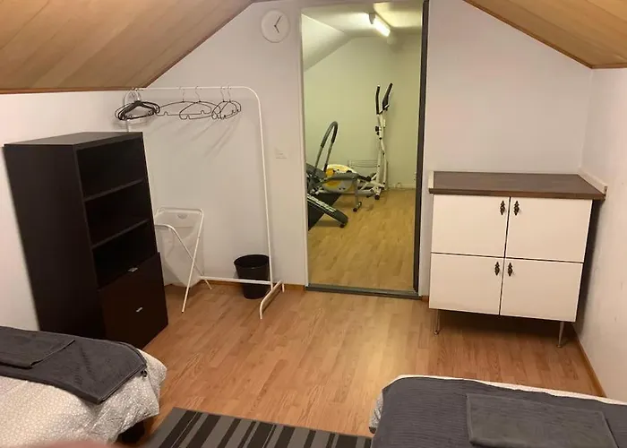 דירה Late, Duplex House For 7 Near Meyer Gate